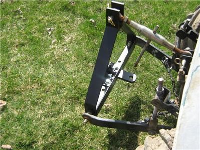 Category 0 3 point drawbar with sleeve hitch adapter  