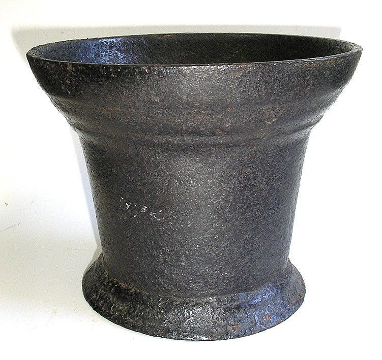 ANTIQUE MORTAR & PESTLE LARGE HEAVY CAST IRON  