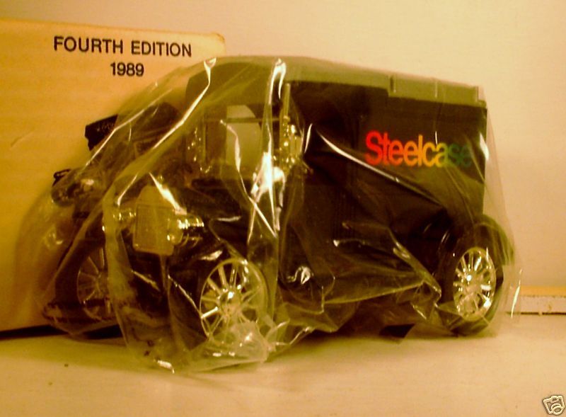 ERTL 1913 MODEL T DELIVERY VAN STEELCASE DIECAST BANK  