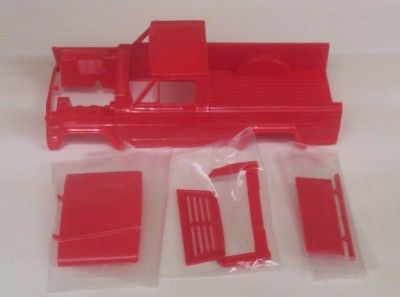   JEEP HONCHO Racer Truck Pickup 7390 125 Revell Model Kit Vtg  