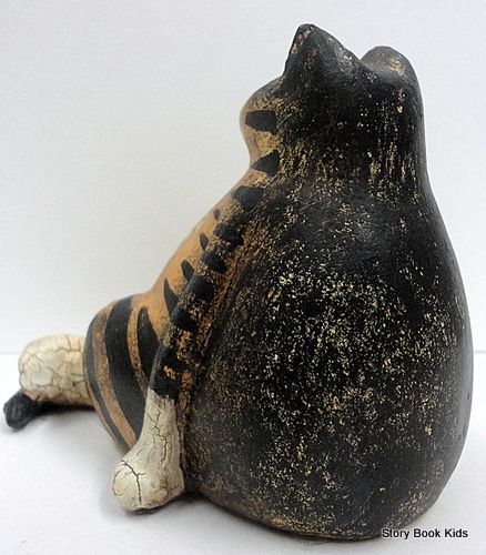   Sitting Cat Sculpture 13761 Folkart Tiger Primitive Valletta Resin