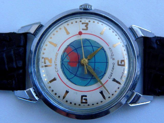 RARE 300m AMPHIBIAN VOSTOK 1967 circa & SPUTNIK NOS KIROVSKIE SOVIET 