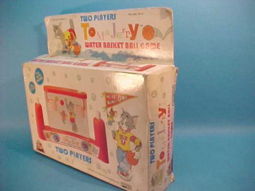 TOM AND JERRY BASKETBALL WATER GAME BOXED VINTAGE 1991  