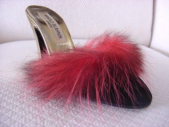 MANOLO BLAHNIK coveted Bedroom slipper 7  