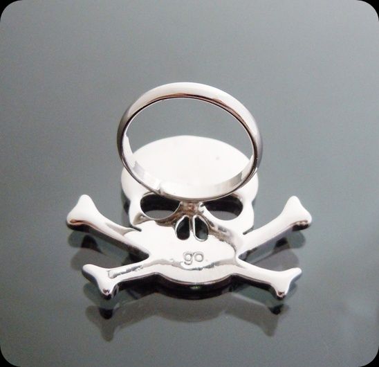 Handsome Skull Crystal Ring Adjustable Silver tone NEW  