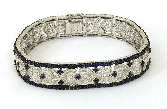 STYLISH 14K GOLD, DIAMONDS & SAPPHIRES HEART BRACELET  