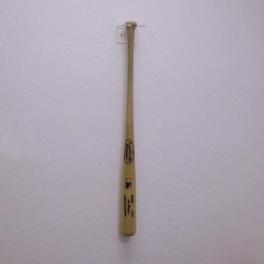 VERTICAL WALL MOUNT BRACKET   BASEBALL or SOFTBALL BAT  