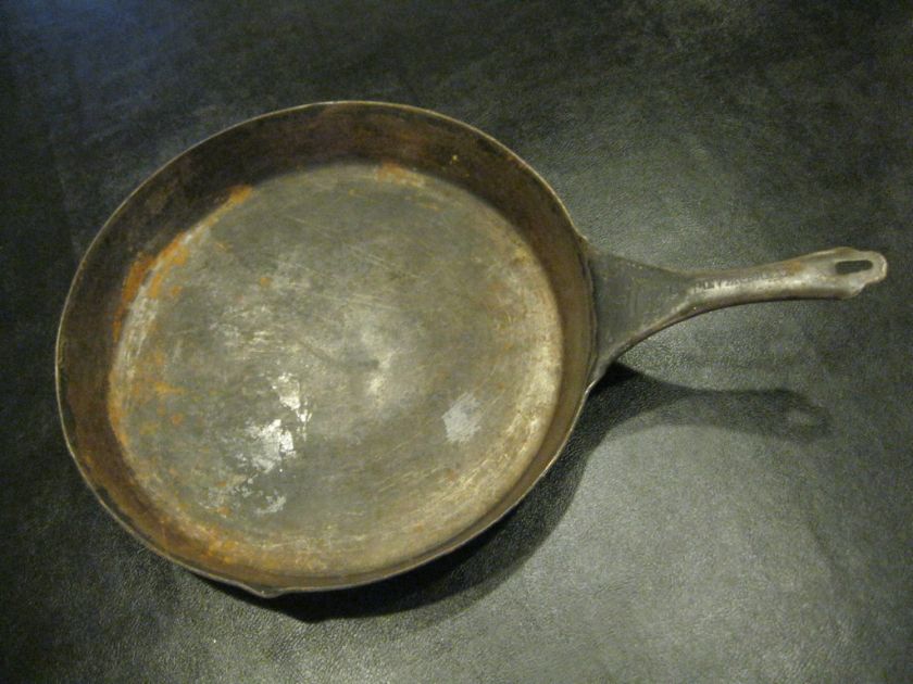 Antique Acme Empire Skillet Never Break Cold handle Skillet Metal 