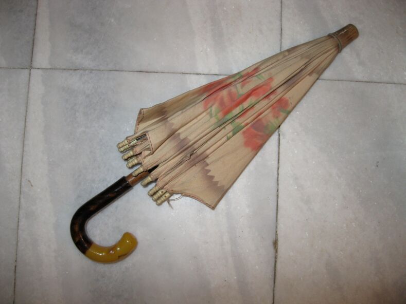 ANTIQUE 1930s KIDS SUN UMBRELLA / PARASOL  