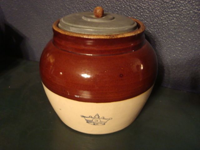 Antique Bean Pot Crock 3 Qt Blue Crown with Metal Lid (Robinson 