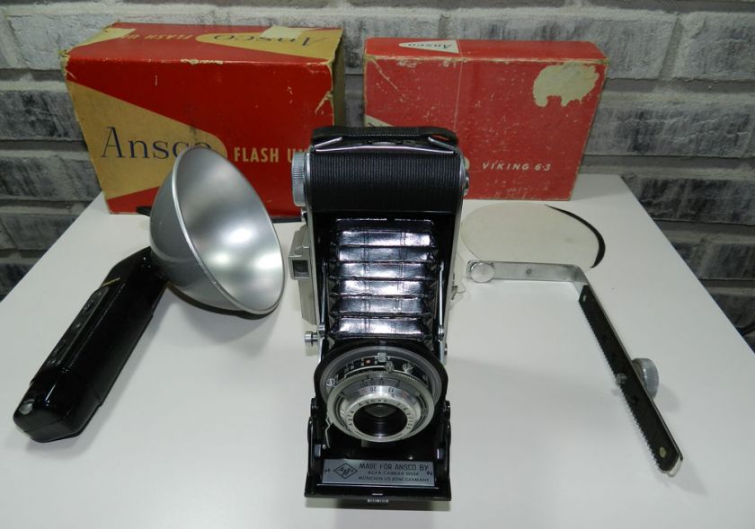 Vtg ANSCO VIKING 6.3 camera by Agfa GERMANY flash set  