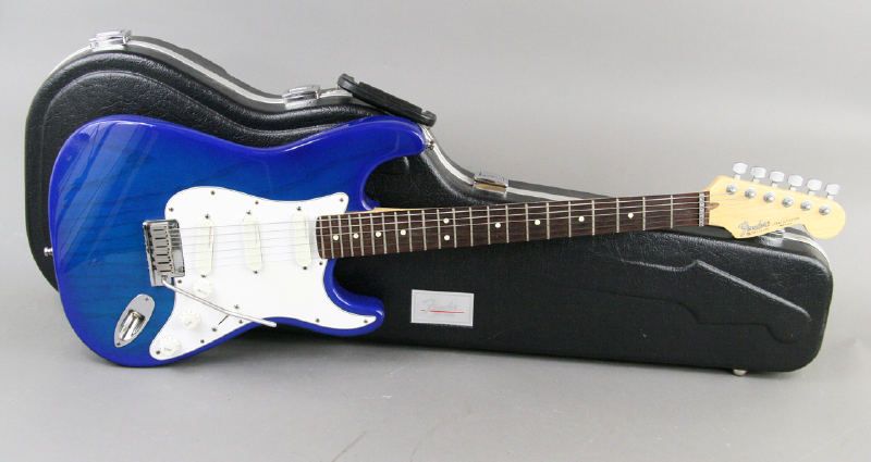   STRAT DELUXE PLUS GUITAR BLUEBURST USA ORIGINAL N. MINT  