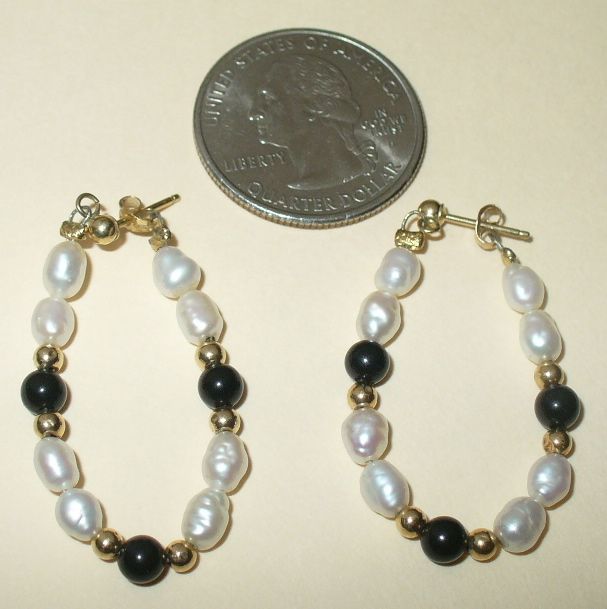   LOT OF PEARL & MOTHER OF PEARL JEWELRY  BRACELET/PIN/EARRINGS  