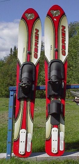 BRIEN Amigo Jr 135 cm Waterskis Parabolic Shape  