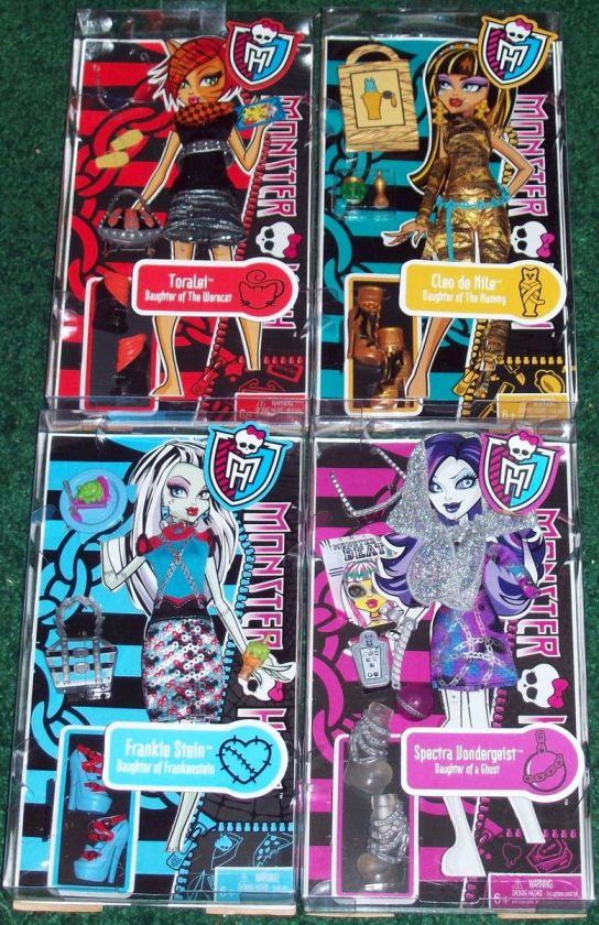 Monster High SCHOOL CLUB Uniform Outfit Clothing Fashion Set Pack 