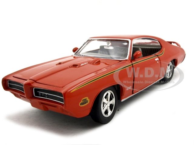 1969 PONTIAC GTO JUDGE ORANGE 124 DIECAST MODEL CAR  