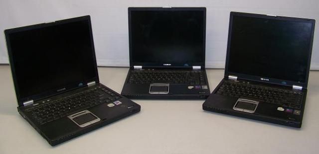 LOT OF 3) TOSHIBA TECRA M2 LAPTOP 1.5GHz/ 512MB/ 40GB  