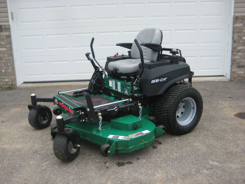 Bobcat Predator Pro 61 5 foot Zero Turn Commercial Mower Kawasaki 19 